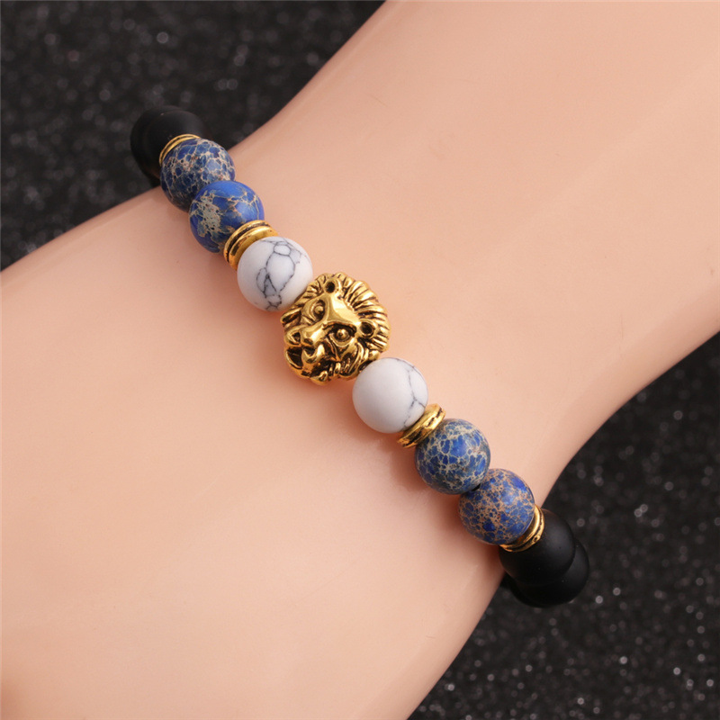 Fashion White Pine Frosted Stone Lion Head Braceletpicture4