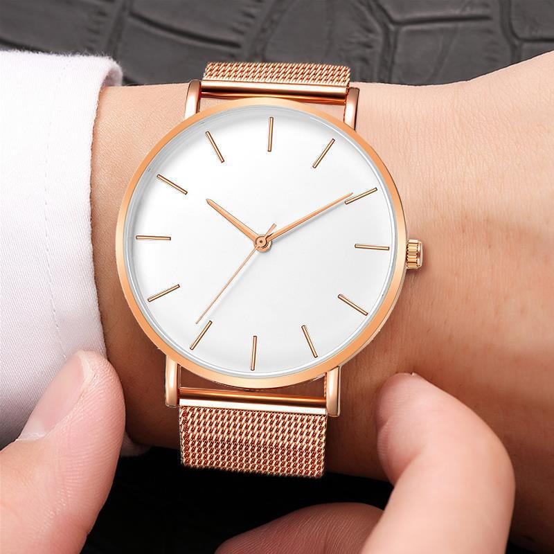 Enkel quartz klocka för män med mesh armband stilren design_voghion.com