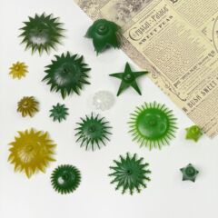 メーカーは卸売りのシミュレーション花の部品の花托のプラスチックの五角はバラの蕾の底の大きさの空の碗のシミュレーション花托を頼みます。