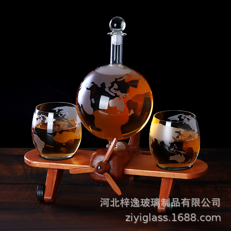 Vidrio tierra forma contenedor de vino Volt contenedor de vino marco de madera pequeño avión vino vertedor vino decantador