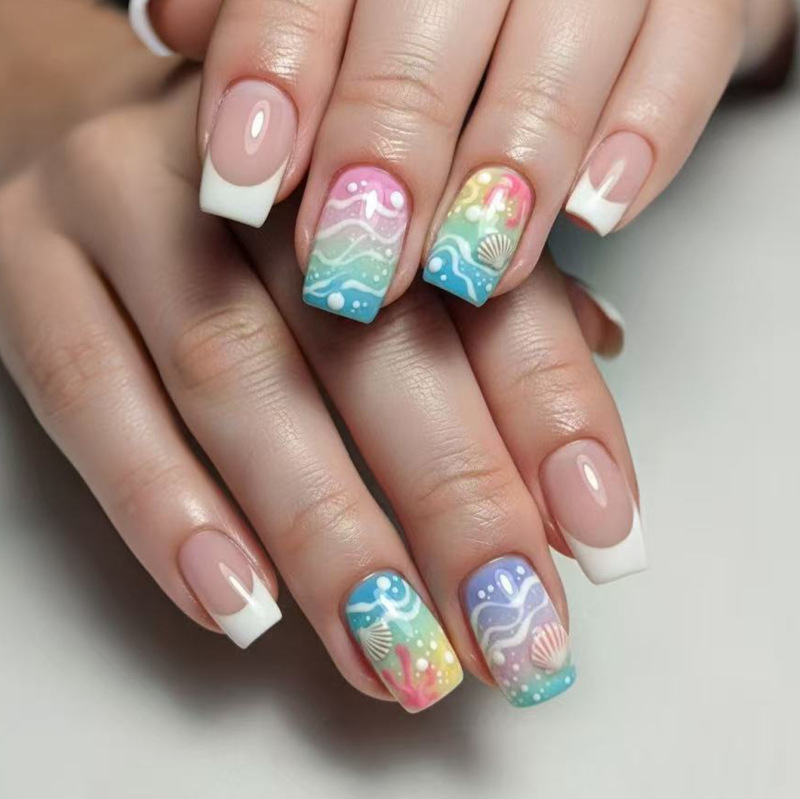 Ocean Gradient French Manicure Nails, Whitening Effect, Unique Design, Simple Style for Women, Summer Sea Wave Theme Press-On Nails