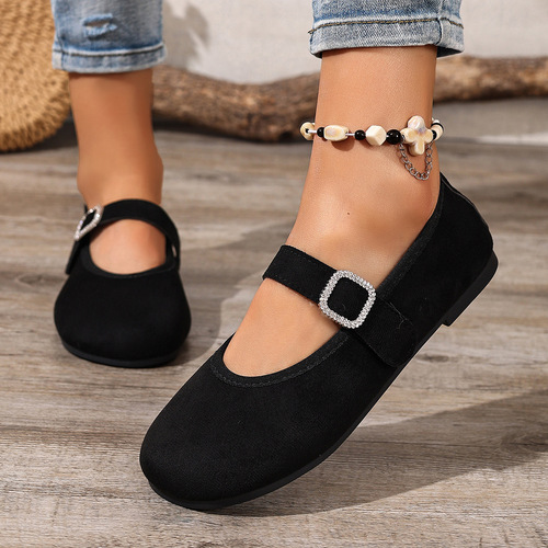 Soft Sole Mary Jane Women's Shoes with Hook and Loop Autumn/Winter Flat Shoes with Vintage Style for Plus Size