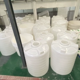 滚塑加工;滚塑容器;pe水箱
