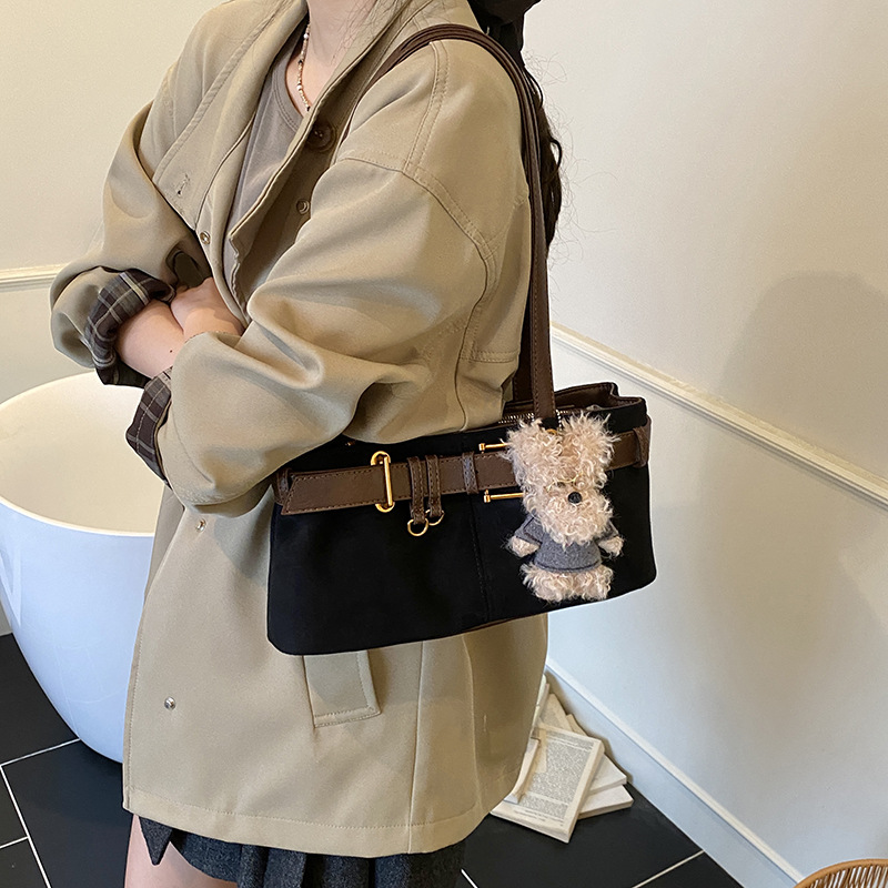 Korean Niche Retro Suede Baguette Shoulder Bag For Women - New Luxury Versatile Commuter Motorcycle Bag - Thumbnail 6