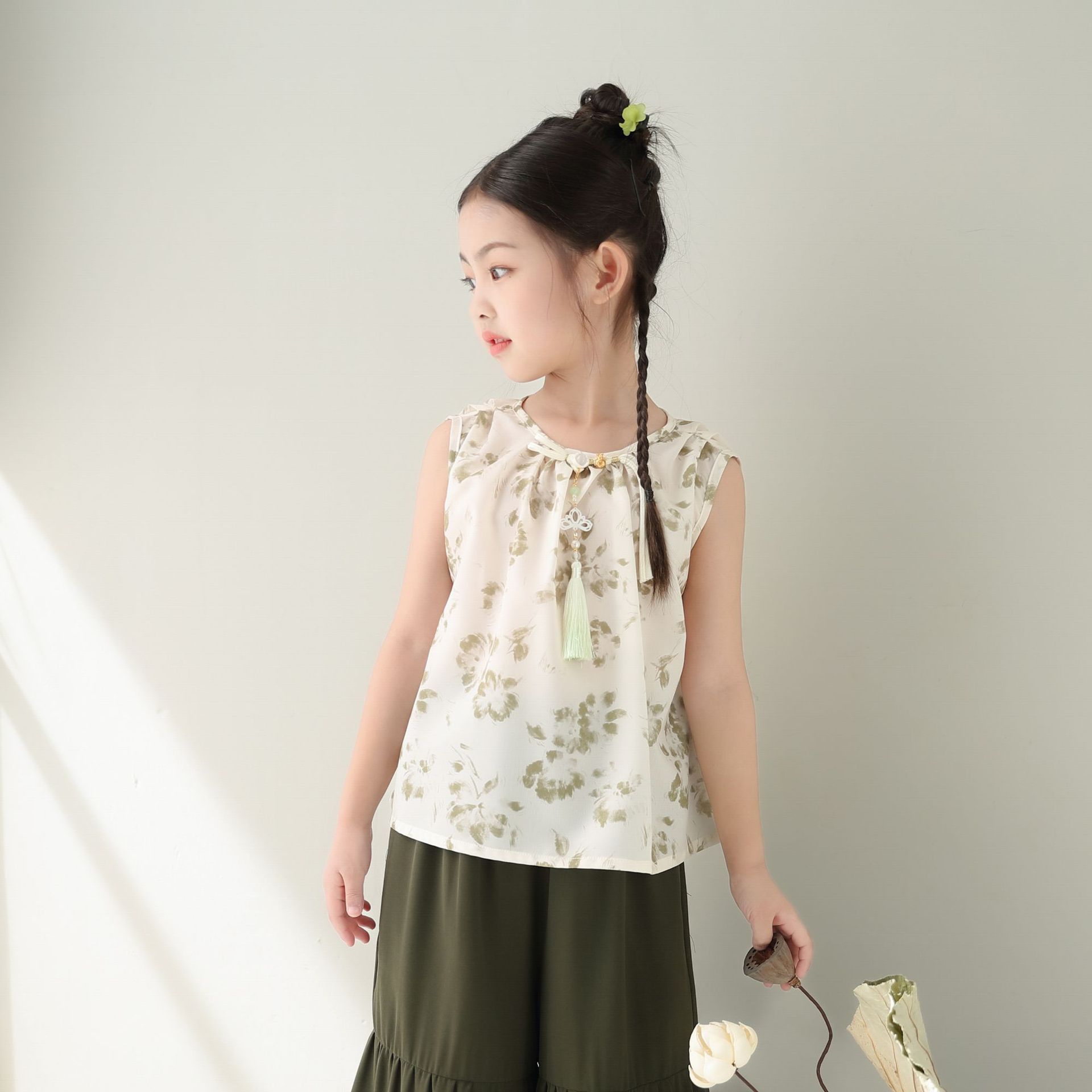 Summer cute shiffon shirt sleevless