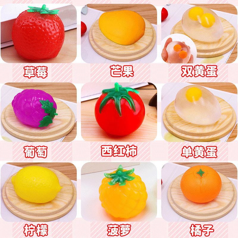 El gerente recomienda tomar una foto familiar de nueve frutas