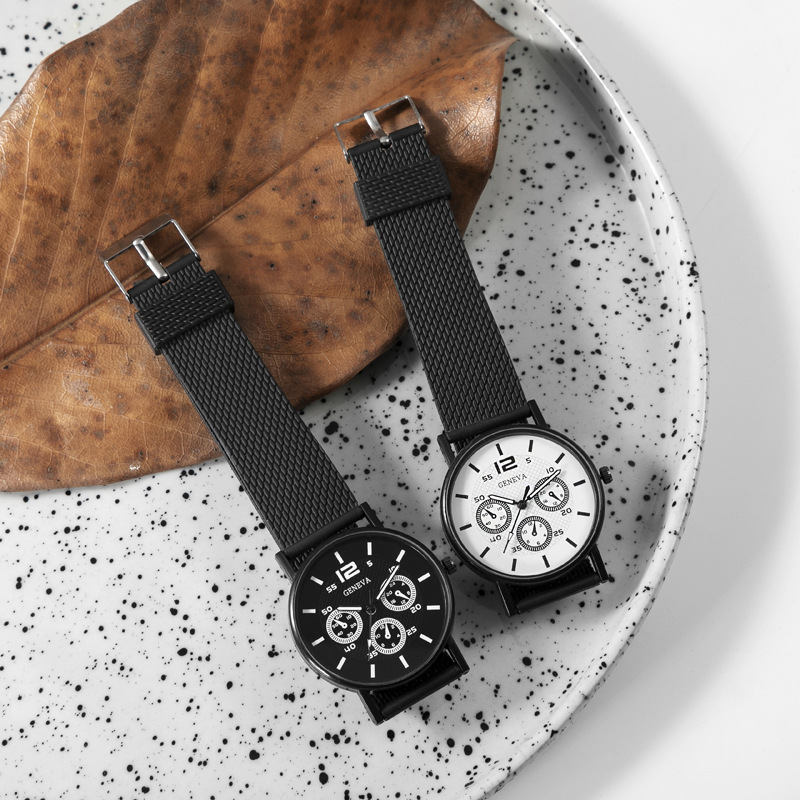 Product 2021 New Rubber Mesh Band Three Eyes Men's Sports Business Quartz Watch Mixed Batch_voghion.com