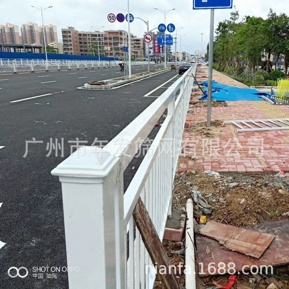 庭院中式欧式铁艺护栏 市政道路中央隔离栏 人行道分流护栏