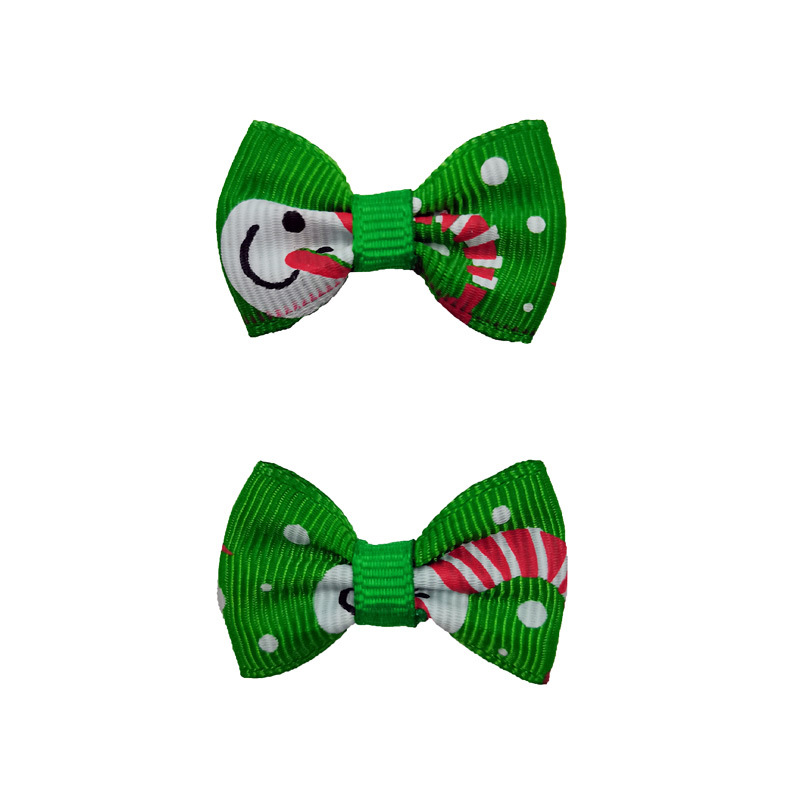 뾰족한 크리스마스 그린