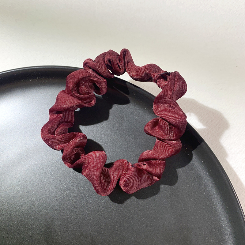 Fashion Velvet Solid Color Hair Scrunchies Wholesale display picture 5