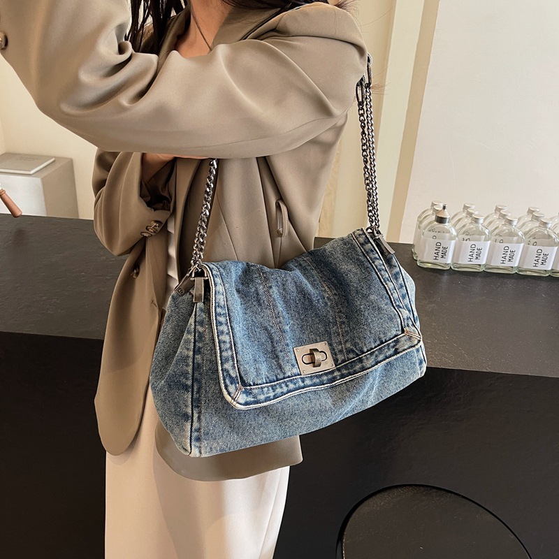 Bolso de mezclilla bolso de mujer bolso de alta capacidad de mensajero de verano 2024 nuevo bolso de viaje de un solo hombro de cadena casual