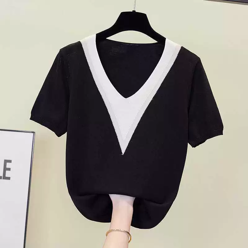 Summer knitted sweater, T-shirt, V-neckline, plus size, with short sleeve