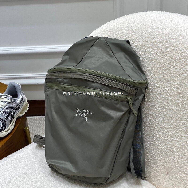 新品15L軽量ユニバーサルアウトドアトレッキングリュック防水大容量リュックサック登山バッグ男女カジュアル|undefined