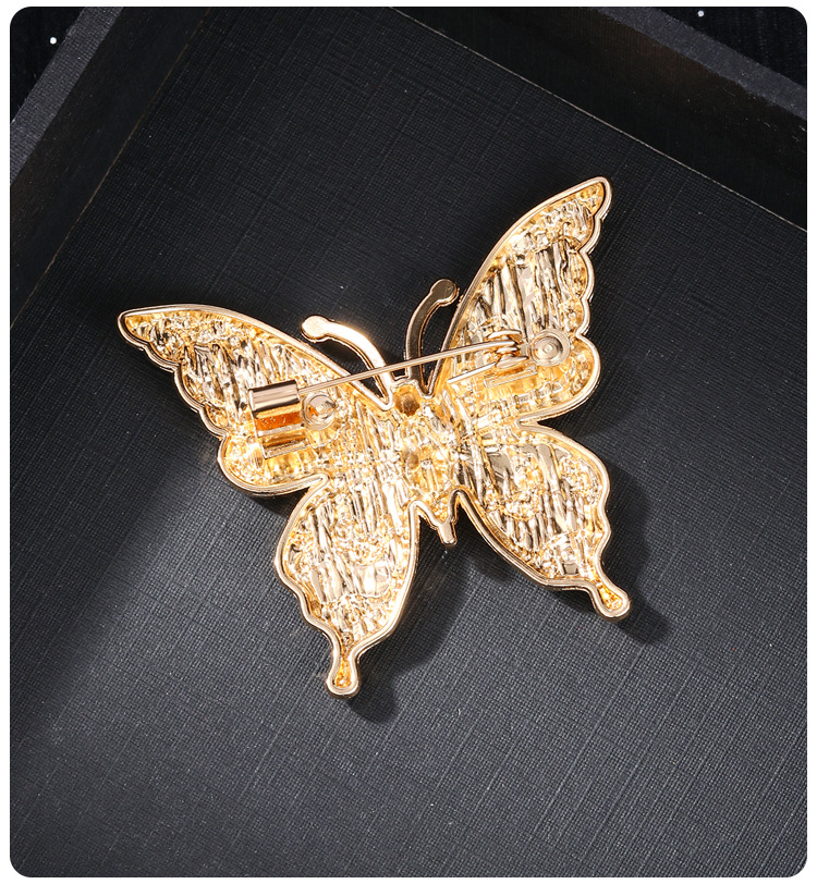 European and American high-grade enamel painted butterfly brooch ladies fashion oil drop diamond high-grade niche brooch corsage wholesale