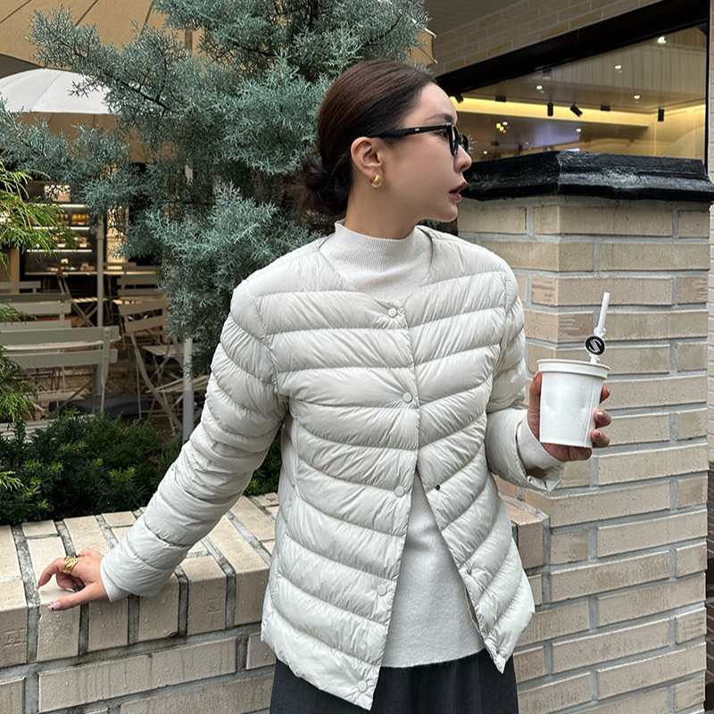 Elssissi Lightweight Round Neck Duck down Jacket Thin Women's Lightweight 2025 Winter 90 White Duck down Short Jacket