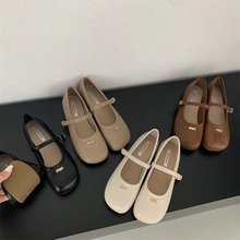 韓版方頭淺口金屬扣平底單鞋2023 新款夏季小眾軟皮舒適瑪麗珍鞋