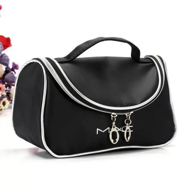 2023 Hot Korean Fashion Travel Large Capacity Storage Cosmetic Bag Mommy Dinner Party Handbag Bag