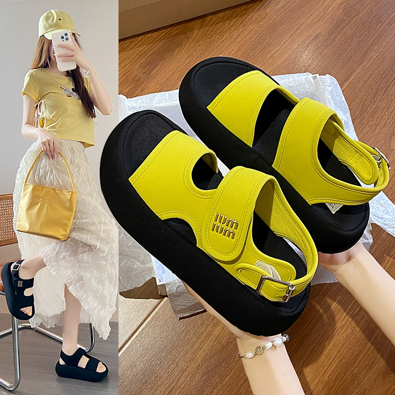 Женские летние сандалии 2025 года, европейский стиль, корейский дизайн, открытый носок, на липучке, из дышащего легкого холста, модные римские сандалии.