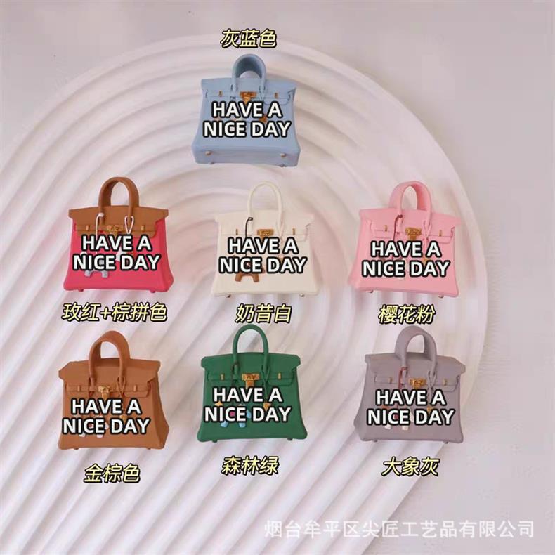Popular car air freshener, realistic replica of trendy bags and shoes, car air vent decoration, diffuser stone, simple and high-end