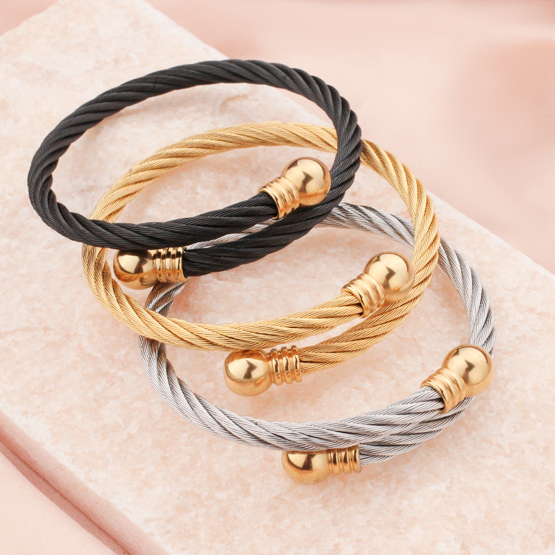 Men’s Stainless Steel Braided Bracelet With Adjustable Bead Design_voghion.com