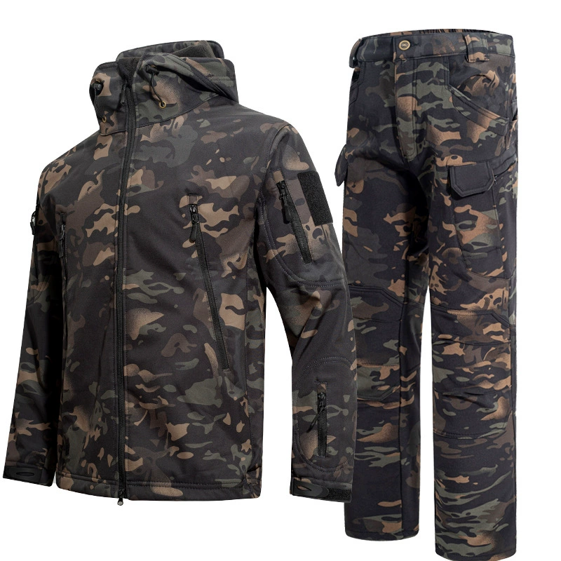 Наружный тактический костюм из шкуры акулы