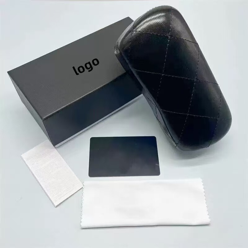 In-Stock Sunglasses from Various Brands, Matching Retail Eyewear Cases with Logo, Including Card and Cleaning Cloth, Wholesale at Factory Price