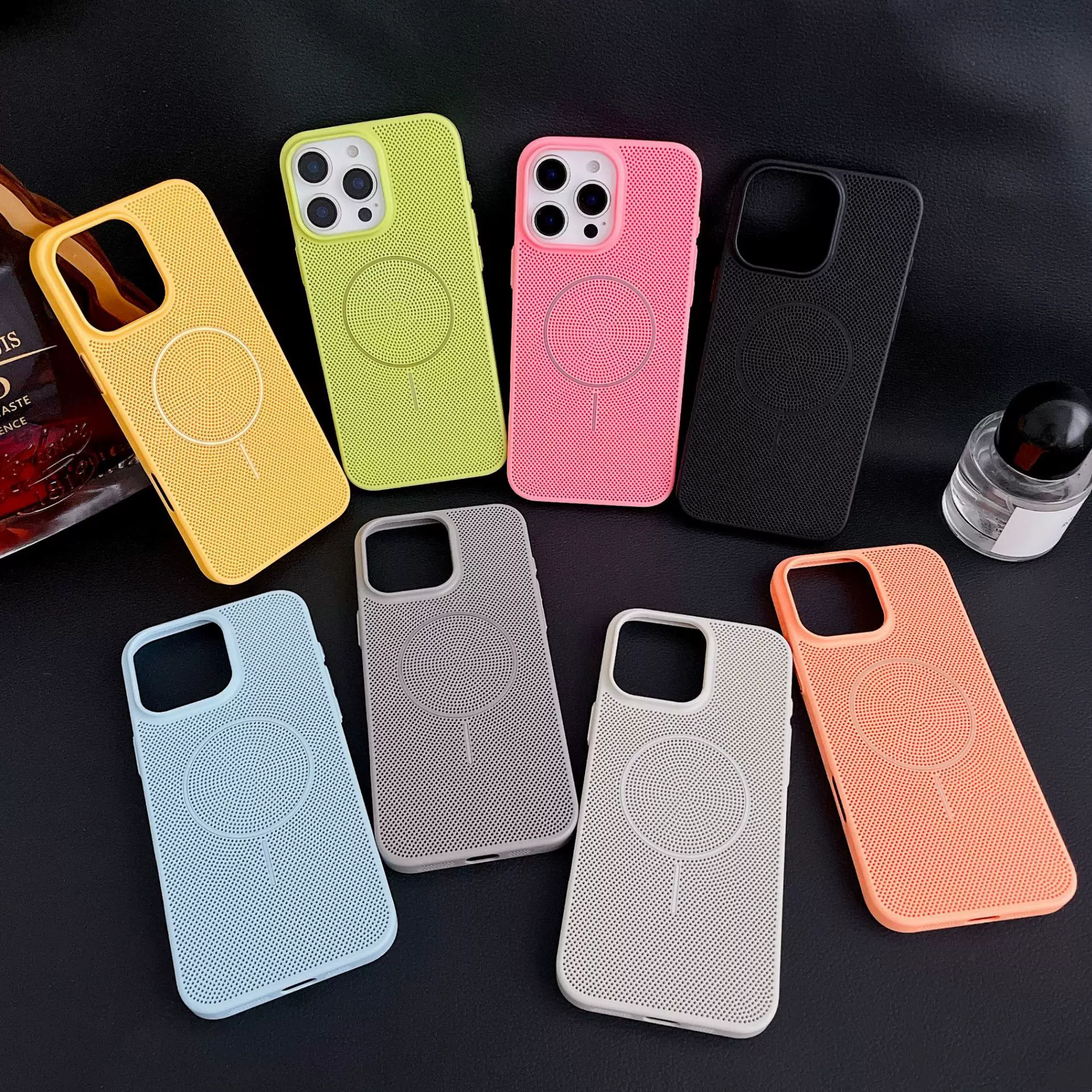 适用magsafe磁吸15充电17AIR散热14手机壳iPhone16ProMax保护13套