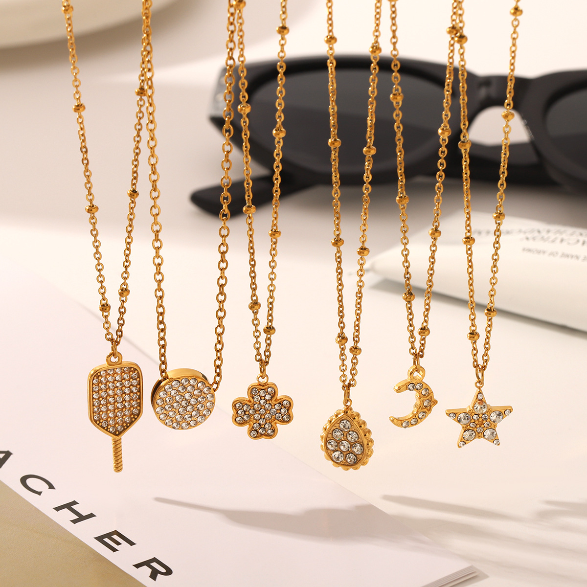 18K Gold Plated Plating Material Wholesale Jewelry Retro Classic Style Star Moon Water Droplets Titanium Steel 18K Gold Plated Cable Chain Pendant Necklace