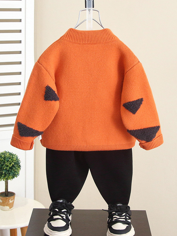 6853 Suéter de otoño e invierno para niños 2024 nuevo suéter de punto grueso para niños para llevar exterior top de invierno para bebé de estilo occidental