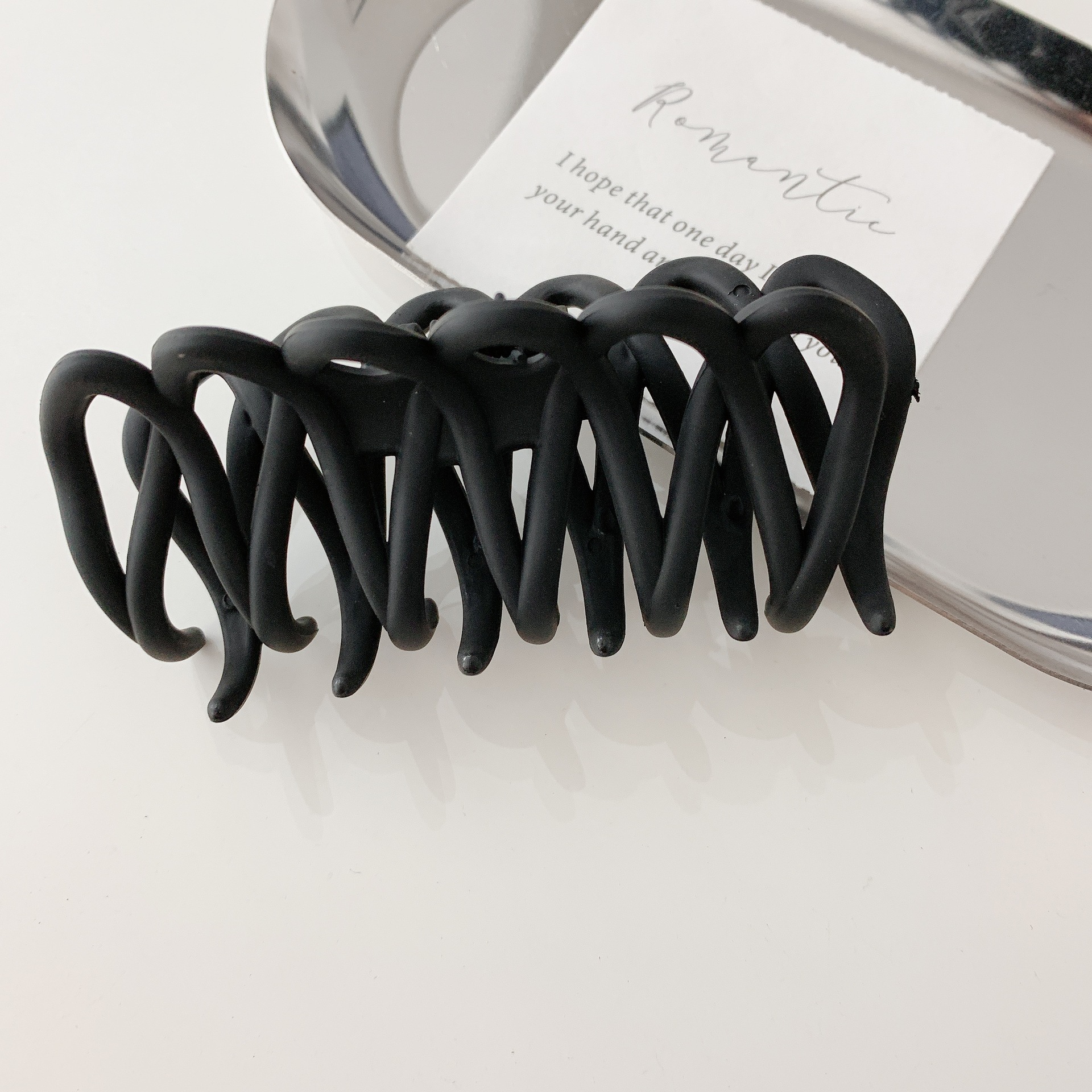 Clip de pelo negro pequeño clip de pelo femenino tocado Cabeza trasera horquilla alta Cola de Caballo horquilla fija clip de tiburón grande al por mayor