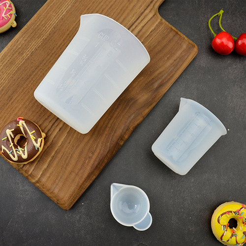 Silicone Measuring Cup 15ML 100ML DIY Handmade Tool with Graduations Measuring Cup