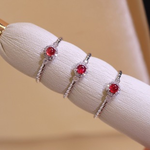 Pt900 Colored Gemstone Finished Product Natural Ruby ​​Ring Twist Ring Arm Diamond Inlaid R0.2/Ct D 0.07Ct