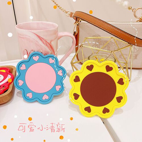 Directly supplied from the manufacturer, cute cartoon fruit coasters, PVC soft rubber insulation mats, anti-slip mats, fashionable placemats, table mats
