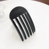 Six-tooth comb-black