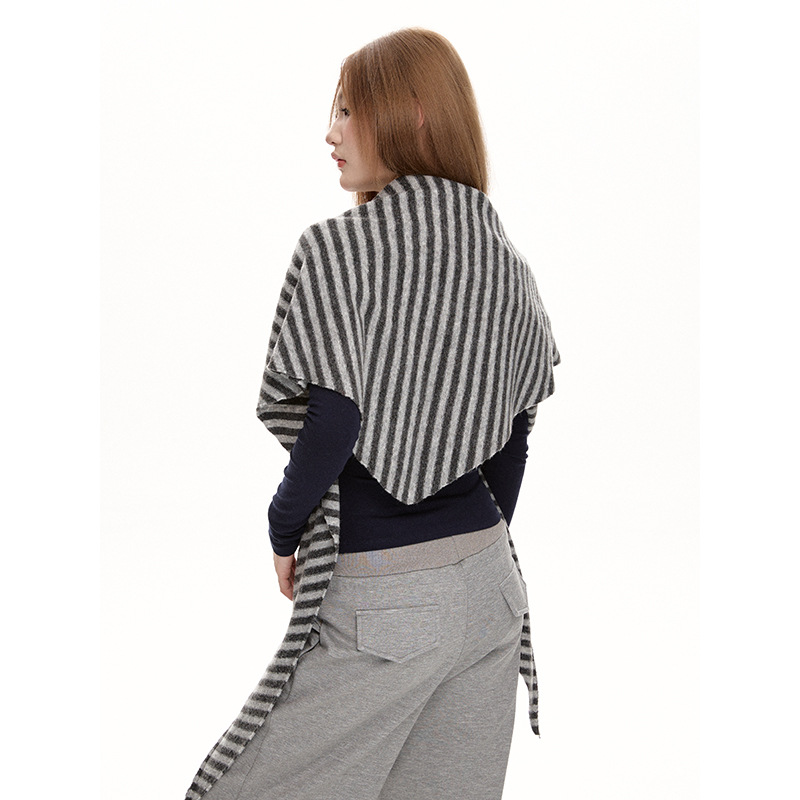 Cachecol xale oversize às riscas para mulher capa outono_voghion.com