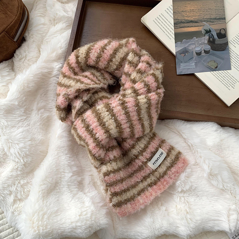 Bufandas de invierno femeninas de alta calidad 2025 nuevos inros de color contrastante rayas gruesas calentamiento de punto calentamiento del collar