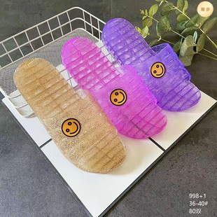 �����]ЦĘˮ��Ь����W��Ůʿһ���Ϸ���ƽ���Ҿ�ԡ����Ь���l