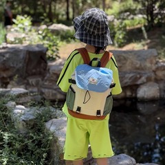 韓国スタイルのファッショナブルな男の子のバックパック、多用途でパーソナライズされたカラーマッチングの屋外用小型バックパック、幼稚園の女の子のベビースクールバッグ、トレンディです。