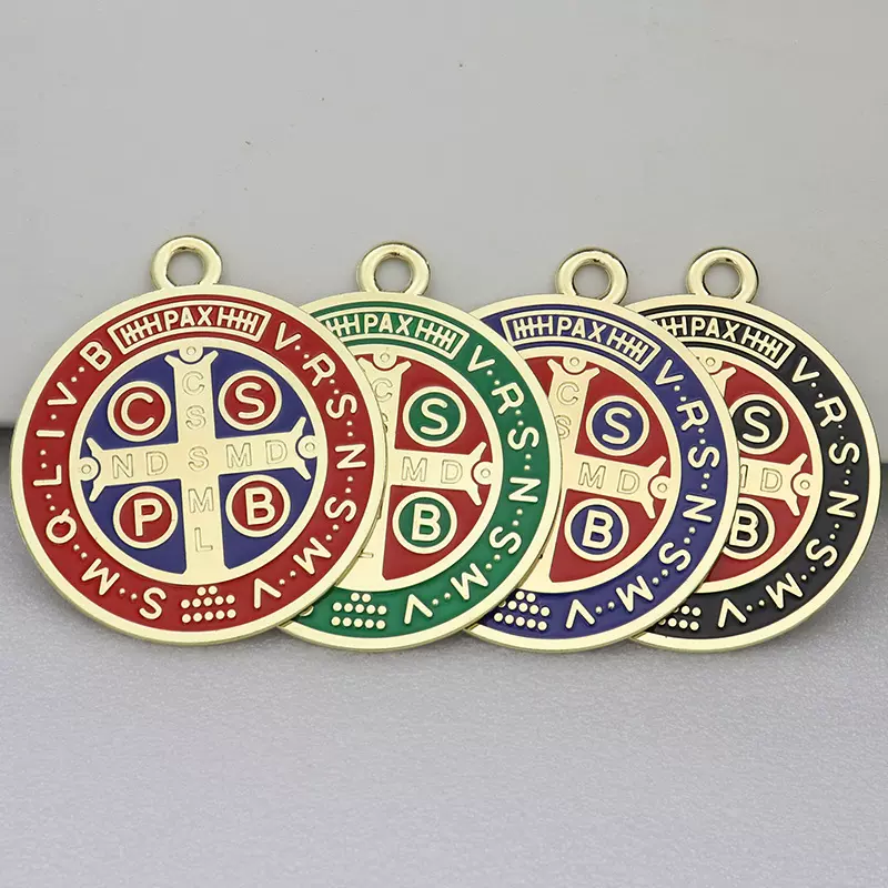 圣本尼迪特徽章珐琅彩工艺保金家居办公墙壁挂件手持门窗汽车挂件