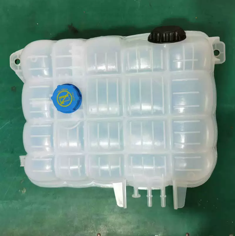 Подходит для вспомогательного чайника Volvo VOLVOEC-700B/750/900D/910/950D/TD1641 с резервуаром для воды