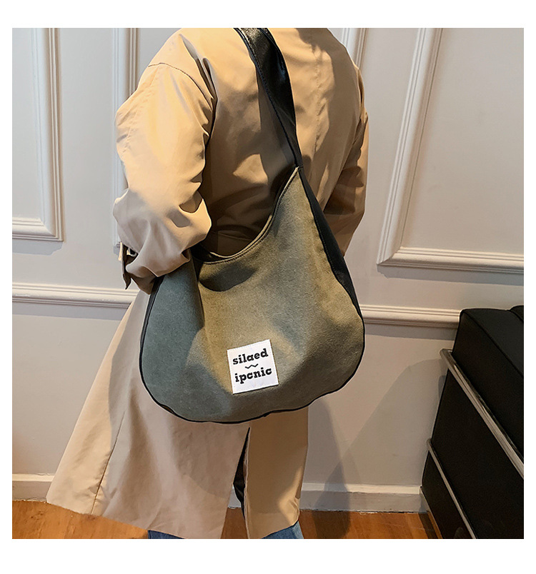 New Female Retro Shoulder Big Bag Fashion Canvas Bag Student Bag display picture 2