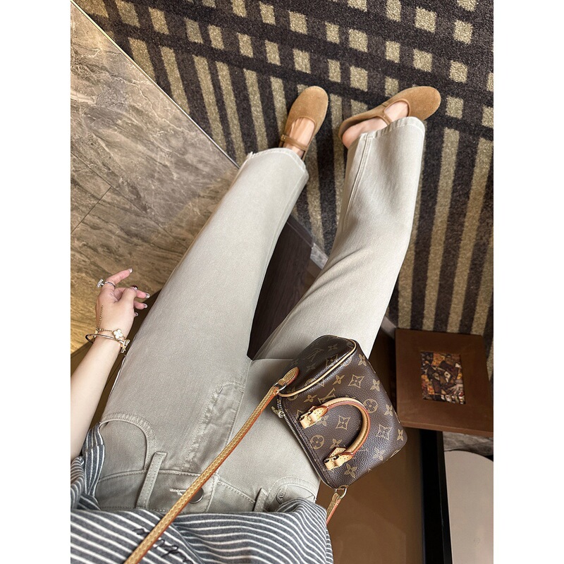 Straight-Leg Alert! ~2026 New Style Women's High-Waisted Loose Stretch Slimming Cigarette Pants Straight-Leg Alert! ~2026 New Style Women's High-Waisted Loose Stretch Slimming Cigarette Pants