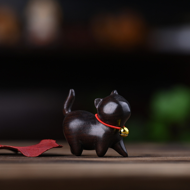 虹の木の彫刻のかわいい猫の手の件の虹の首をかしげる子猫のミニのデスクトップの置物の工芸品の家庭のアイデア|undefined