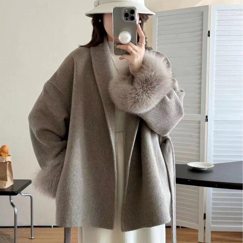 2023 Berlin new double-sided wool woolen coat female fox fur high-grade Cape lapel woolen coat