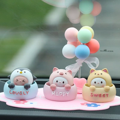 Car ornaments — ornaments desktop decoration resin