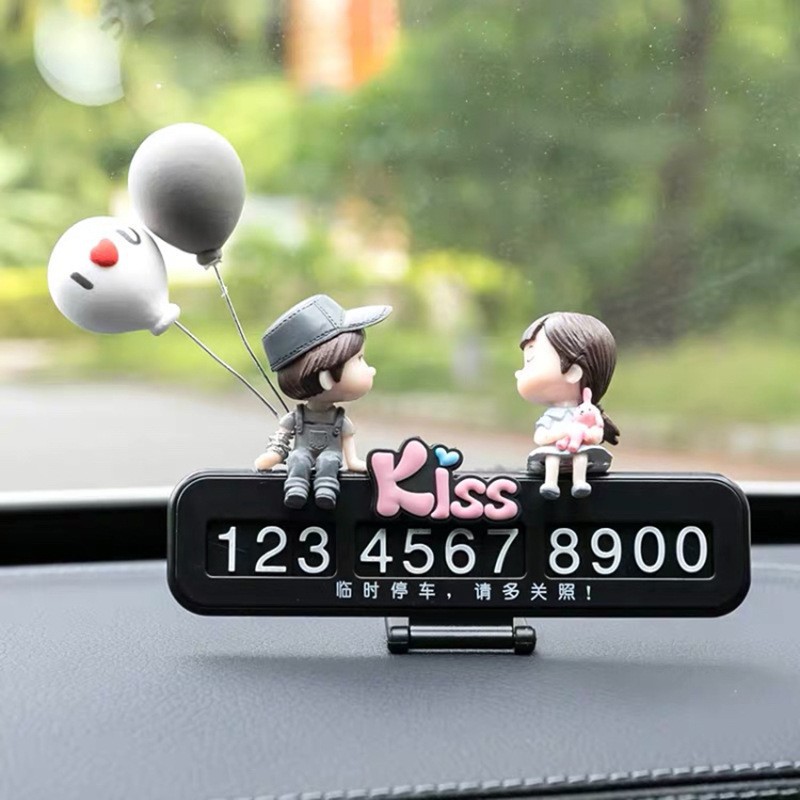 [Colección de adornos de pareja] Decoraciones de coche consola central de coche accesorios de coche lindo espejo retrovisor muñeca de dibujos animados