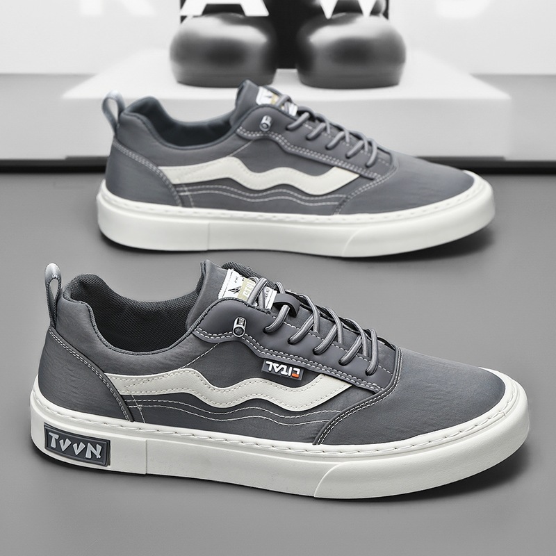 Canvas Herren Sommer, atmungsaktiv, vielseitig einsetzbar. Einfußtuch für Sport und Freizeit, weich besohlte schwarze Flats, trendig_voghion.com