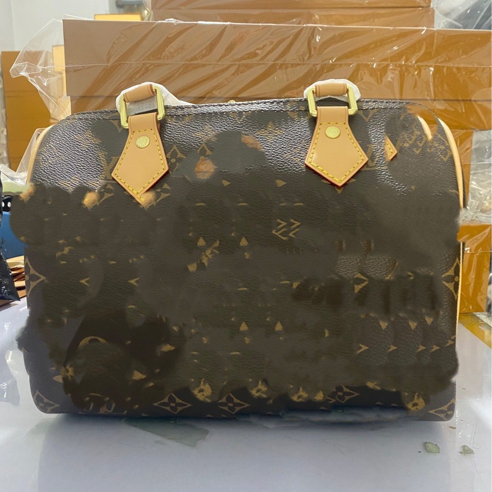 Böyük tutumlu dəri çiyin çantası, unisex messenger model