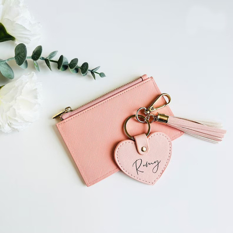 Pu Leather Personalized Heart-Shaped Keychain Custom Car Key Ring Key Holder Bag Pendant Car Accessory