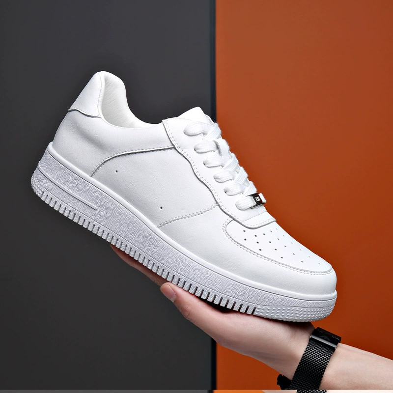 Одна пара кроссовок Air Force One Мужская обувь мягкого дна Летняя маленькая белая обувь мужская чистая белая повседневная спортивная обувь